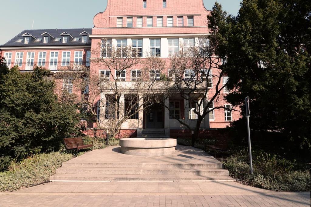 Unique Apartment City Center ヴロツワフ エクステリア 写真